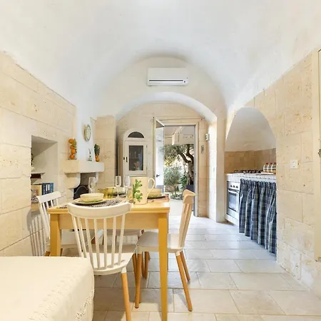 Masseria La Cazzigna By Perle Di Puglia * Pezze Di Greco